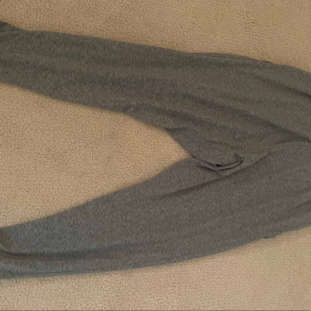 Nike mens L training sweat pants light weight spandex material!